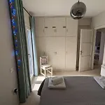 Comfortable 2-bedroom With Balcony & Port View Adamantas (Milos)
