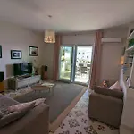 Apartmán Comfortable 2-bedroom With Balcony & Port View Adamantas (Milos)
