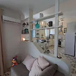 Comfortable 2-bedroom With Balcony & Port View * Adamantas (Milos)