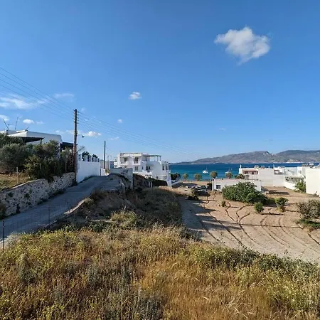 Comfortable 2-bedroom With Balcony & Port View